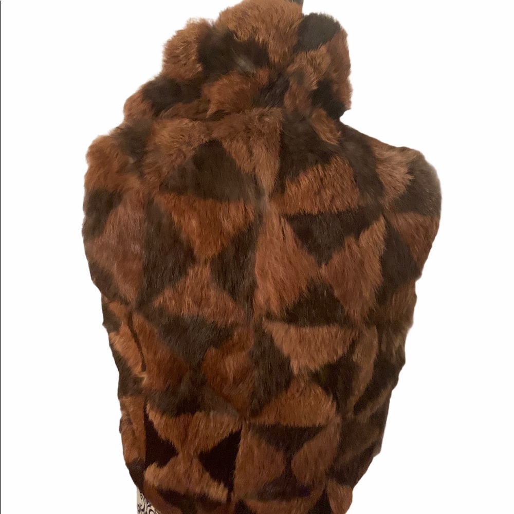 Faux fur vest - Picture 2 of 2